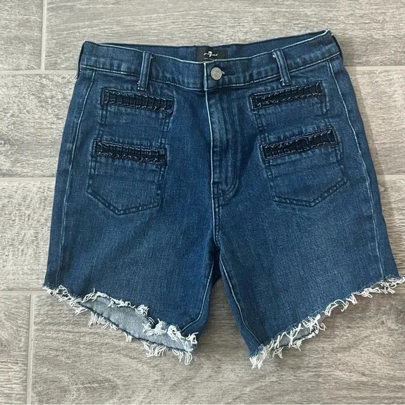 7 For All Mankind Women's Cutoff Denim Jean Shorts Size 28 Ruffle Pockets - Picture 1 of 8